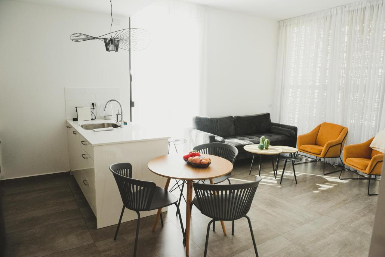 The Rambam Residence - By Localz Group Tel Aviv Buitenkant foto
